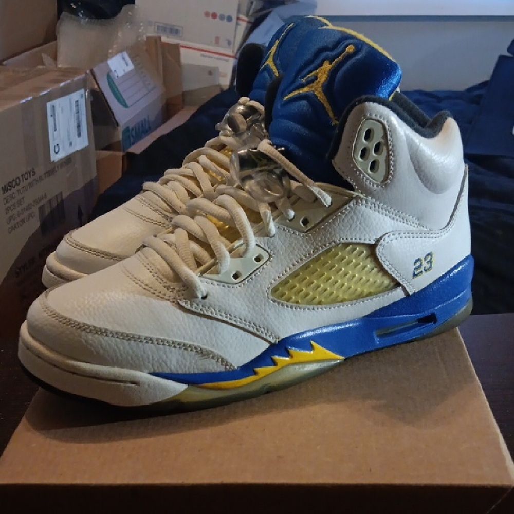 Jordan 5 Retro (GS) Rare OG "Laney" (2013) Mens 6Y Womens 7.5 EUC - Picture 2 of 9